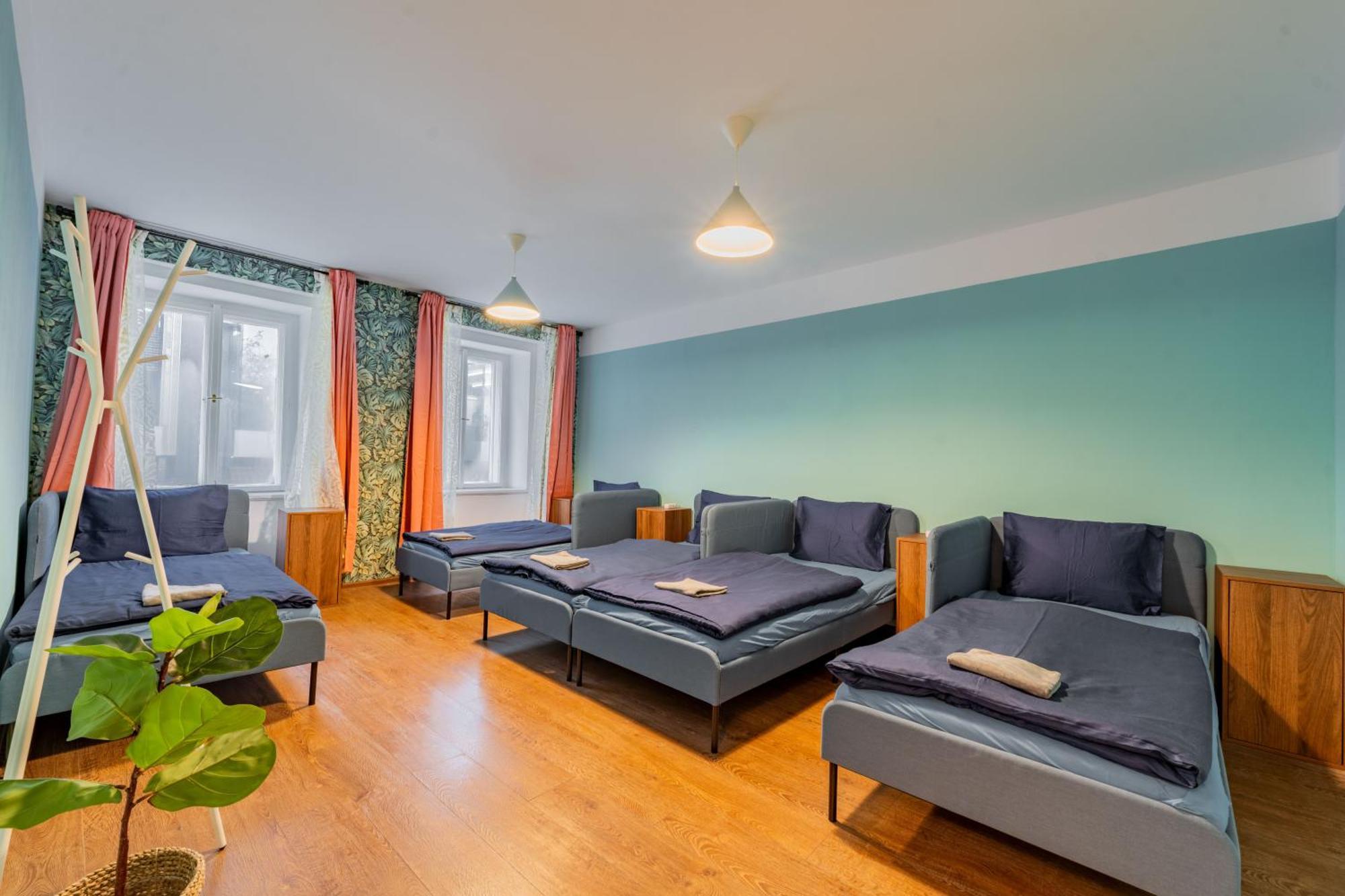 Stellar Female Hostel Prague Luaran gambar