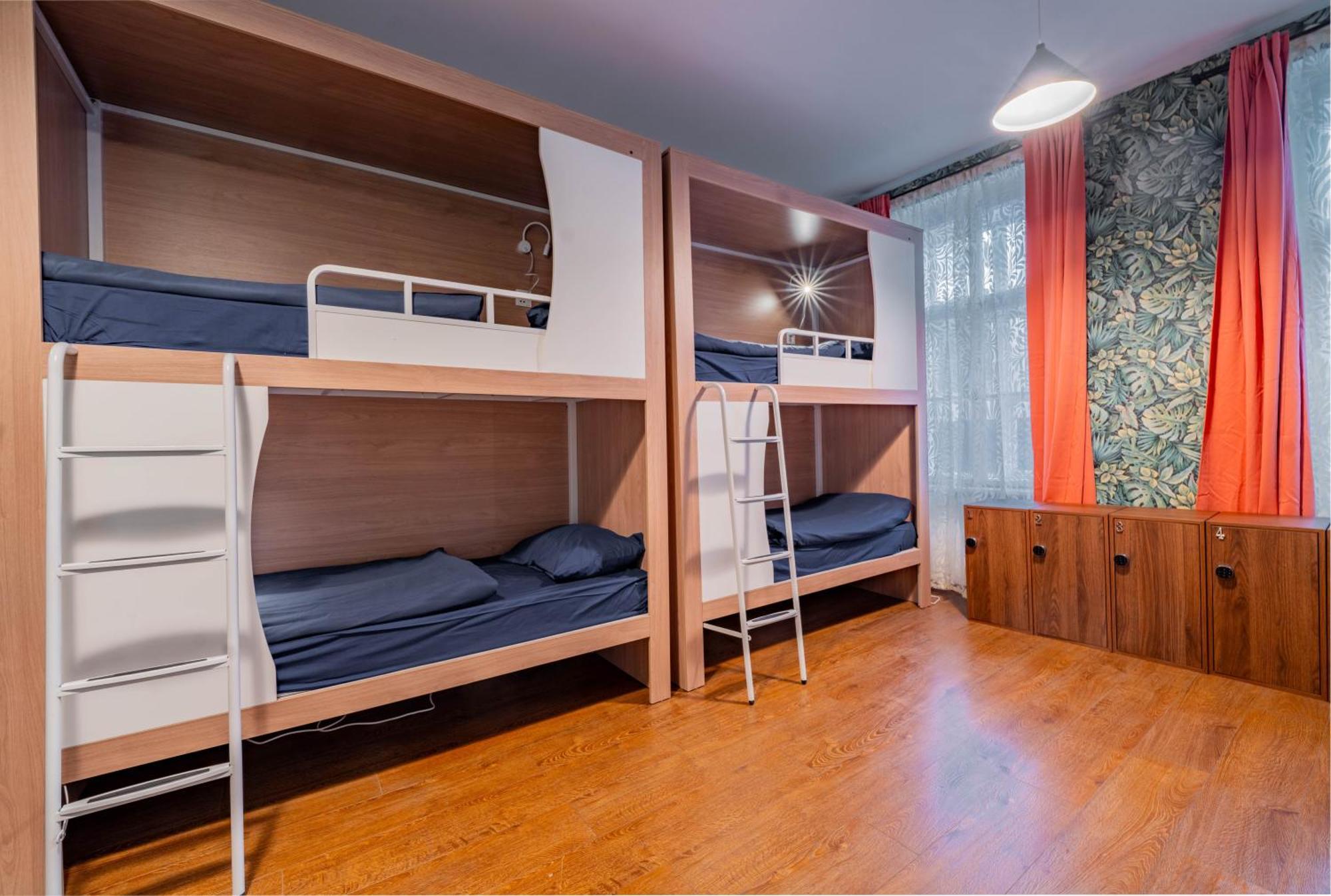 Stellar Female Hostel Prague Luaran gambar